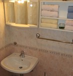 CLICK: Apartments Makarska Croatia - Bathroom: A4+1